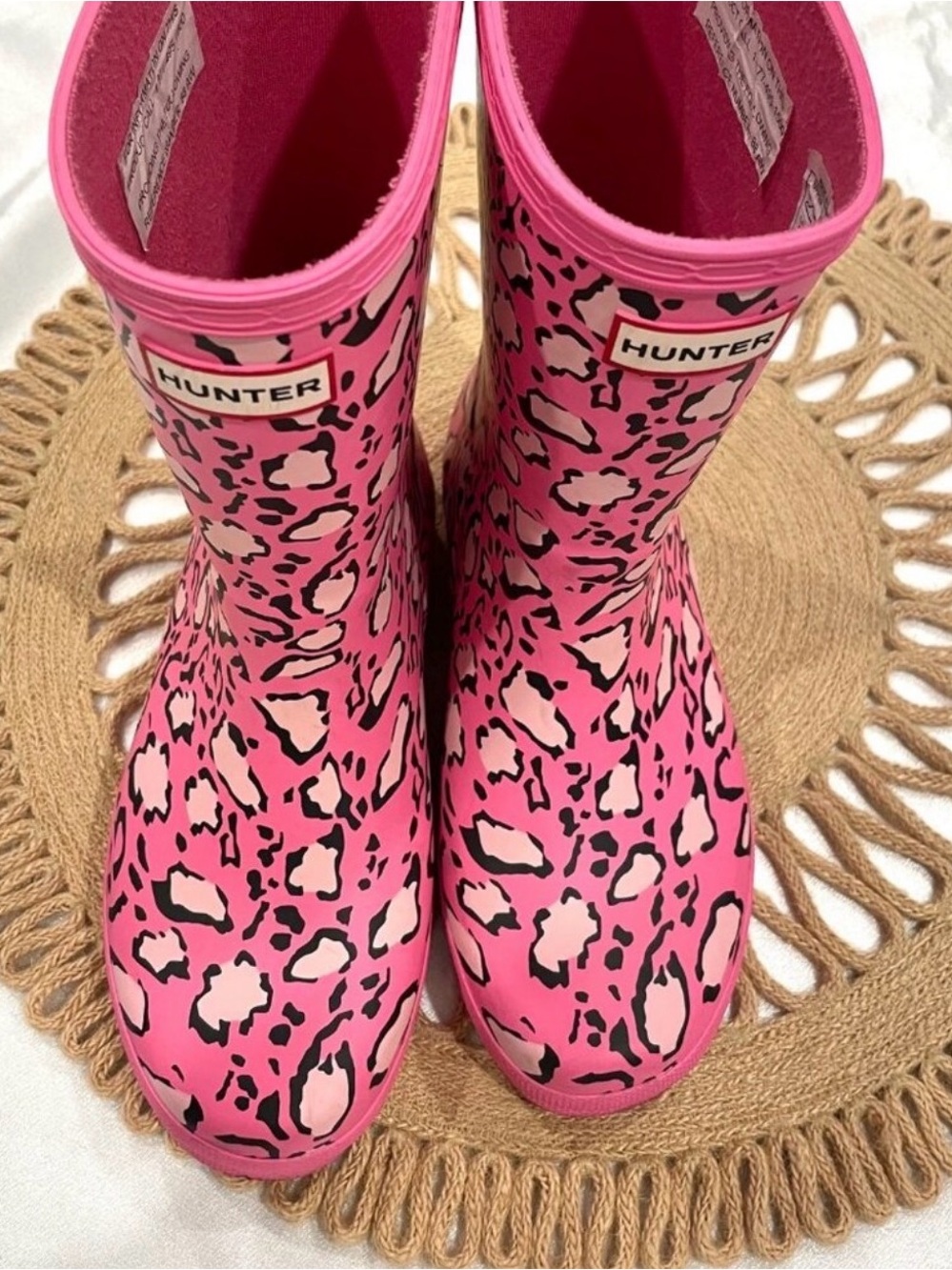 Hunter Kids' First Classic Leopard Print Rain Boot In Alaskan Pink Size US 3/4